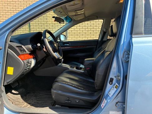 Used 2011 Subaru Outback 3.6R Limited image 10
