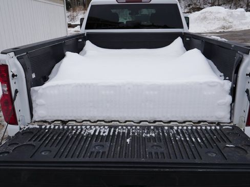 Used 2025 Chevrolet Silverado 2500 LT w/ Convenience Package image 27