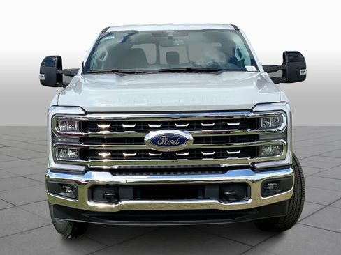 New 2026 Ford F350 Lariat image 3