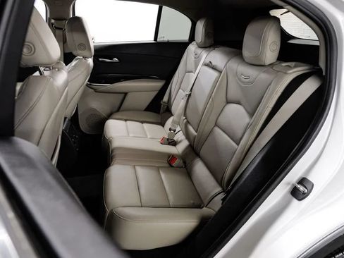 Used 2021 Cadillac XT4 Premium Luxury FWD image 45