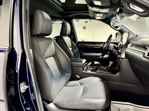 Used 2022 Lexus GX 460 Premium w/ Premium Plus Package image 22
