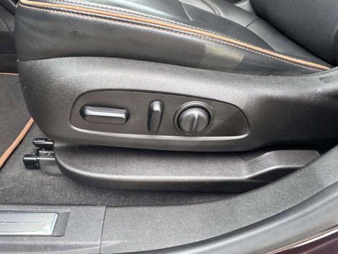 Used 2021 GMC Acadia AT4 w/ Technology Package image 20