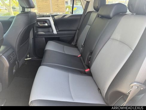Used 2022 Toyota 4Runner SR5 Premium AWD/4WD image 26