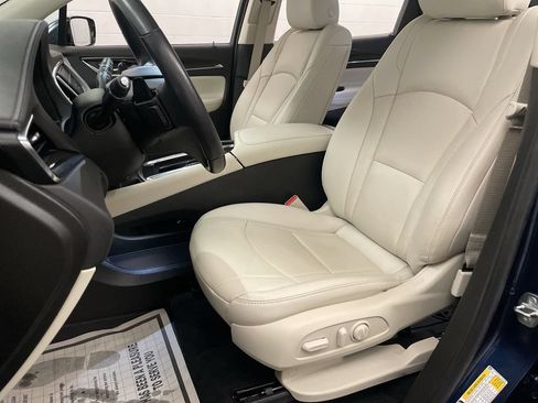 Used 2023 Buick Enclave Essence w/ LPO, Floor Liner Package FWD image 11