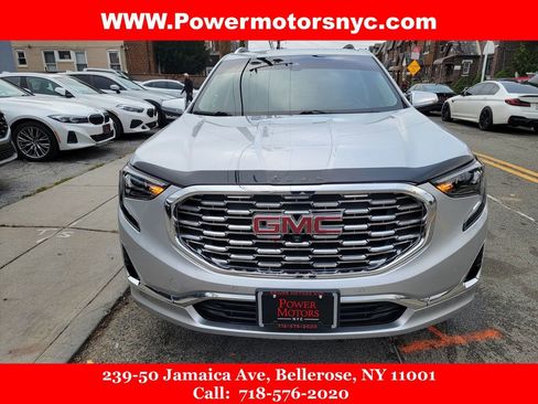 Used 2020 GMC Terrain Denali w/ Denali Premium Package image 2