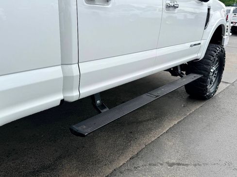 Used 2022 Ford F350 King Ranch w/ Tremor Off-Road Package AWD/4WD image 15