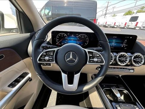 Certified 2023 Mercedes-Benz GLA 250 4MATIC image 10