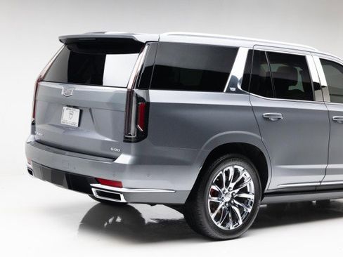 Used 2021 Cadillac Escalade Premium Luxury Platinum w/ LPO, Radiant Package image 39