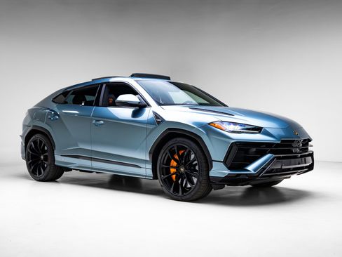 Used 2023 Lamborghini Urus S image 8