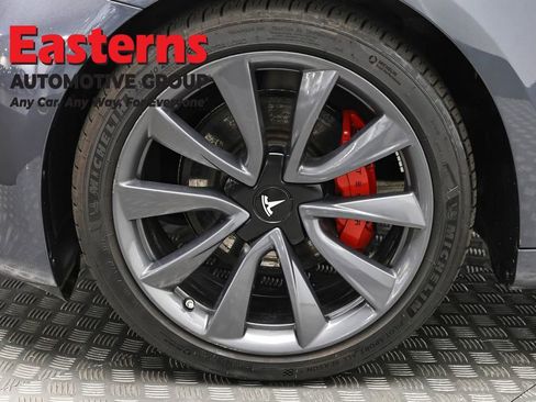 Used 2018 Tesla Model 3 Long Range image 29