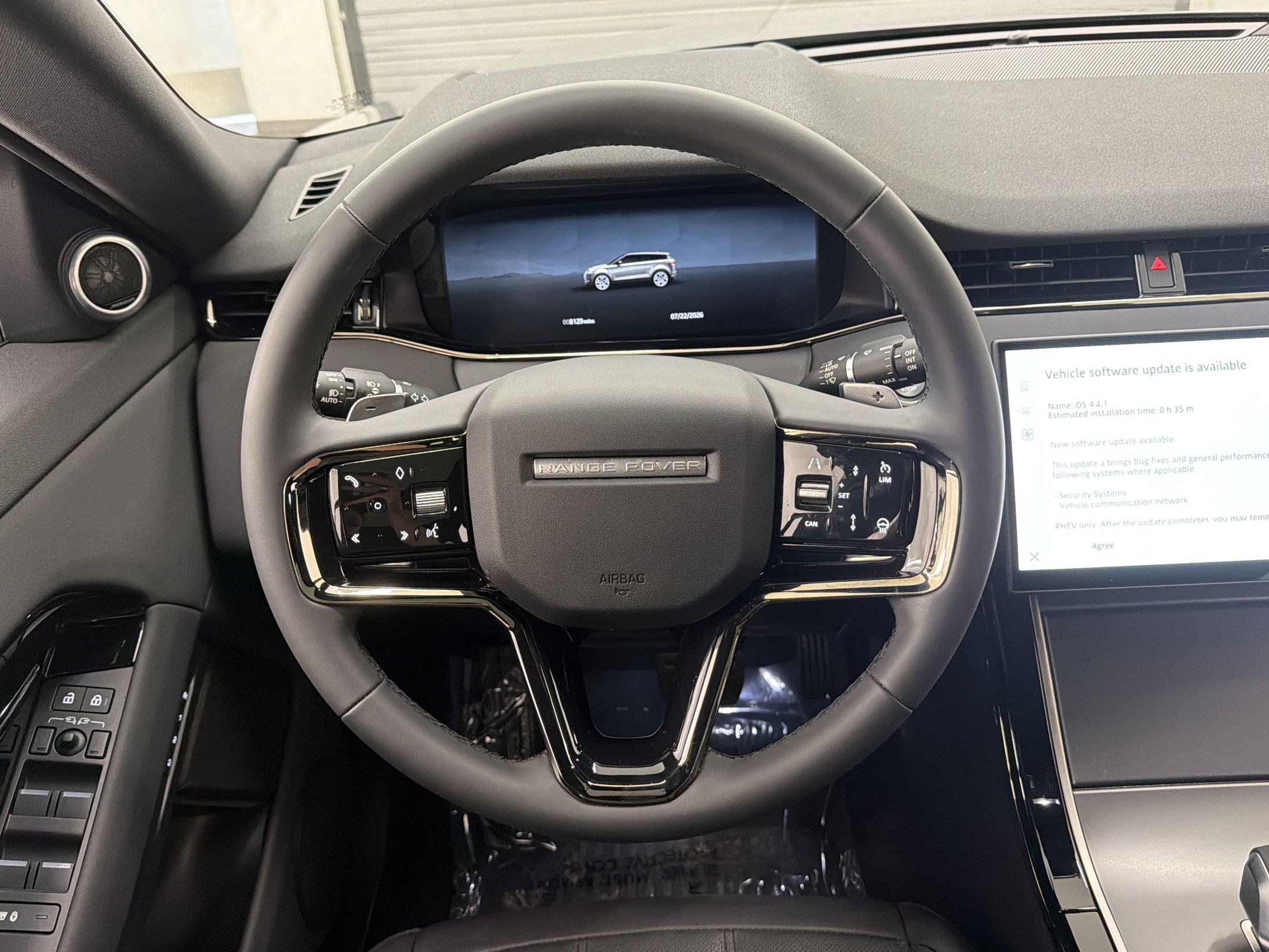 Certified 2026 Land Rover Range Rover Evoque S AWD/4WD image 11