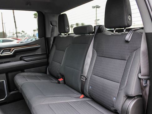Used 2022 Chevrolet Silverado 1500 LT AWD/4WD image 18