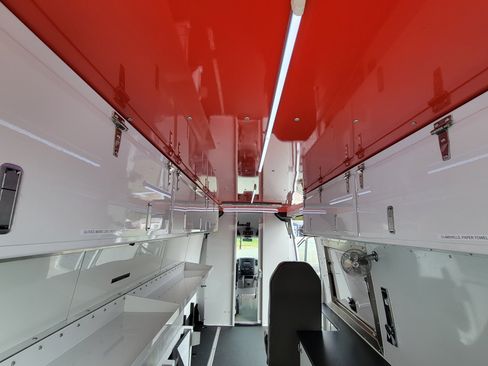 Used 2015 Mercedes-Benz Sprinter 3500 w/ Cargo Protection Package image 33