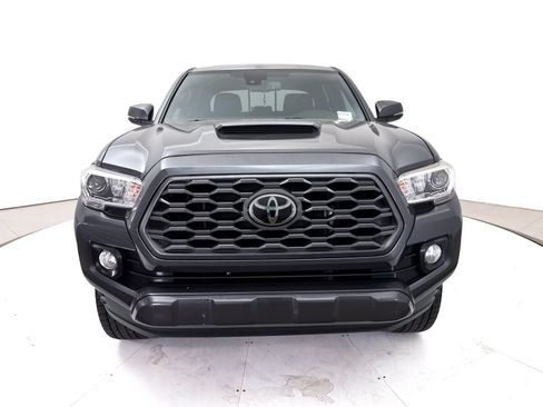 Used 2021 Toyota Tacoma TRD Sport w/ Technology Package RWD image 12