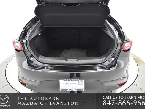 Certified 2025 MAZDA MAZDA3 2.5 S Hatchback w/ Premium Pkg image 42