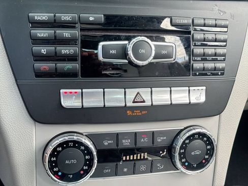 Used 2012 Mercedes-Benz C 250 Sedan image 19