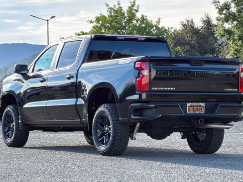 Certified 2023 Chevrolet Silverado 1500 Custom Trail Boss AWD/4WD image 6