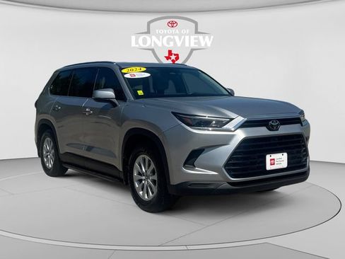 Certified 2024 Toyota Grand Highlander FWD image 7