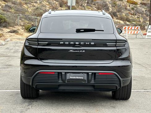 New 2025 Porsche Macan 4S Electric image 8