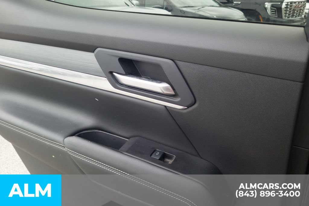 Used 2026 GMC Terrain Elevation FWD image 23