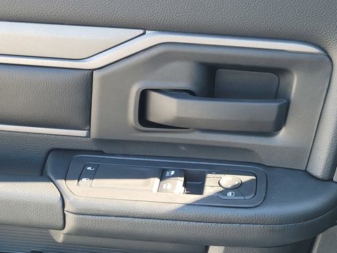 New 2026 RAM 5500 Tradesman w/ Chrome Appearance Group image 24