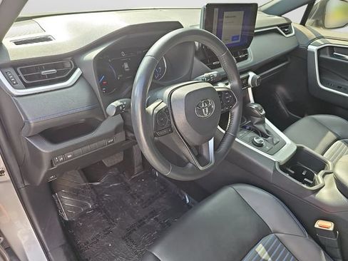 Used 2023 Toyota RAV4 XSE AWD/4WD image 19