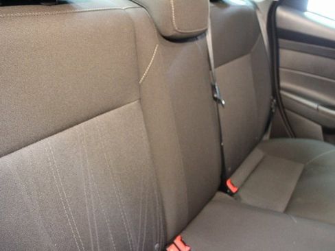 Used 2018 Ford Focus SE image 11