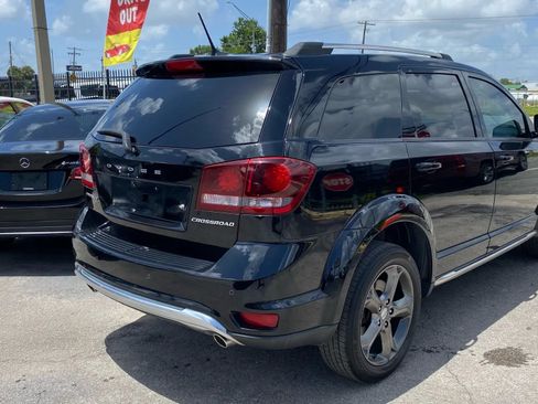 Used 2014 Dodge Journey Crossroad w/ Flexible Seating Group FWD image 7