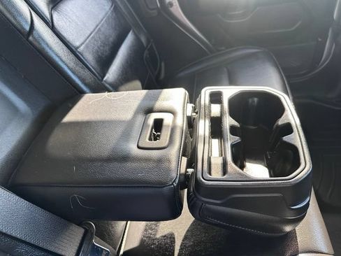 Used 2020 Jeep Wrangler Unlimited Sahara AWD/4WD image 30