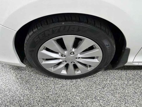 Used 2013 Honda Accord EX image 41