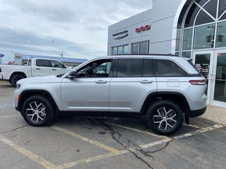 Used 2025 Jeep Grand Cherokee Limited AWD/4WD video 2