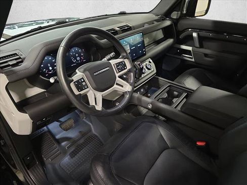 Certified 2024 Land Rover Defender 130 X-Dynamic SE image 16