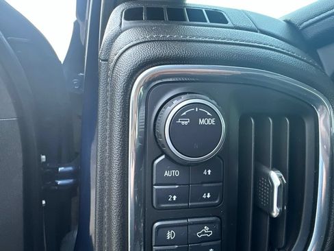 Used 2022 Chevrolet Silverado 1500 LTZ w/ Safety Package II AWD/4WD image 10