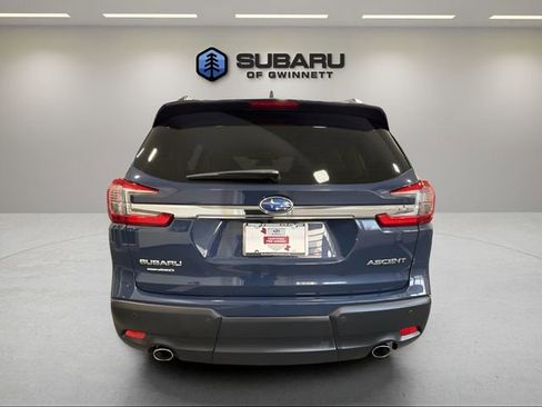 Used 2024 Subaru Ascent Premium w/ Convenience Package image 4