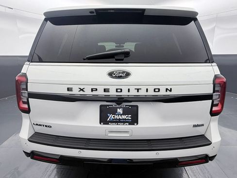 Used 2023 Ford Expedition Limited AWD/4WD image 6