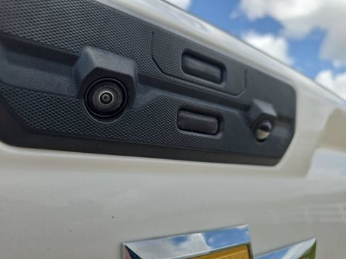 Used 2024 Chevrolet Silverado 2500 High Country w/ High Country Premium Package AWD/4WD image 13