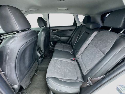 Used 2024 Kia Seltos S FWD image 15