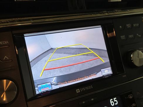 Used 2014 Toyota Avalon Limited FWD image 30