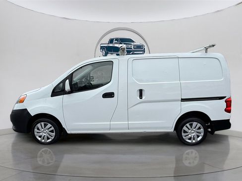 Used 2021 Nissan NV200 SV image 8