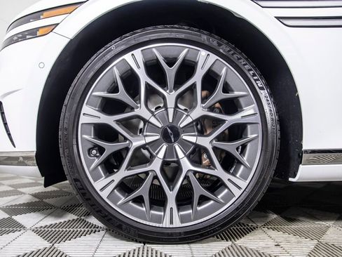 Used 2025 Genesis G90 3.5T image 54