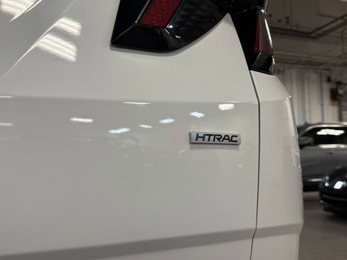 Used 2024 Hyundai Tucson Limited image 9