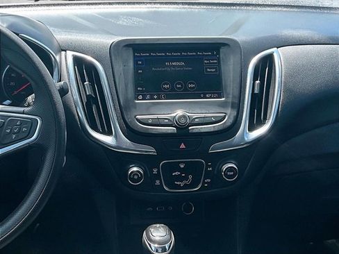 Used 2020 Chevrolet Equinox LT image 8