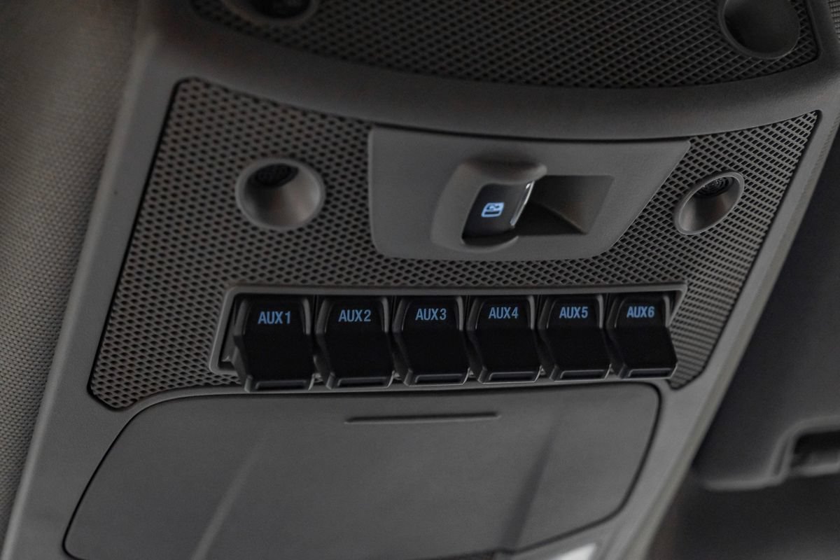 Used 2021 Ford F250 Lariat w/ Lariat Ultimate Package AWD/4WD image 23