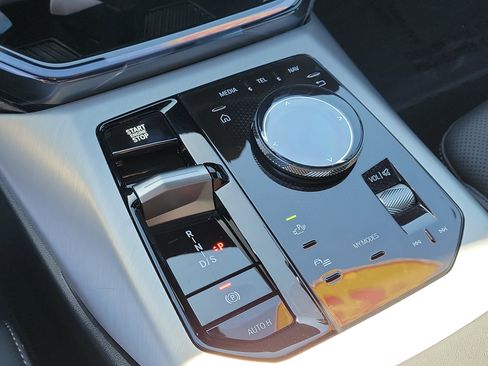 Used 2025 BMW X3 M50 image 27