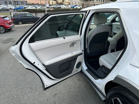 Used 2024 Hyundai Ioniq 5 Limited image 69