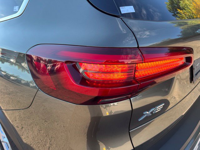 Used 2021 BMW X5 xDrive40i w/ Convenience Package AWD/4WD image 10