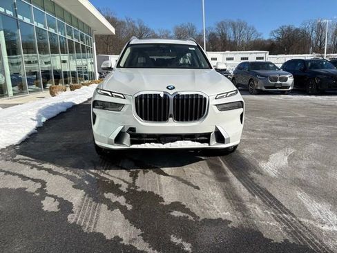 New 2026 BMW X7 xDrive40i w/ Premium Package image 8
