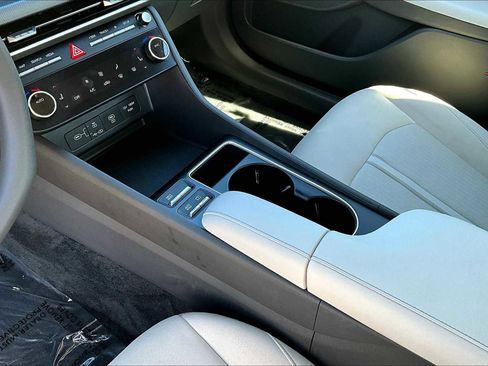 Used 2024 Hyundai Sonata SEL image 16