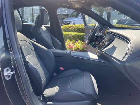 Used 2025 Mercedes-Benz E 53 AMG e 4MATIC Sedan image 35