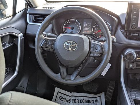 Used 2021 Toyota RAV4 LE image 16